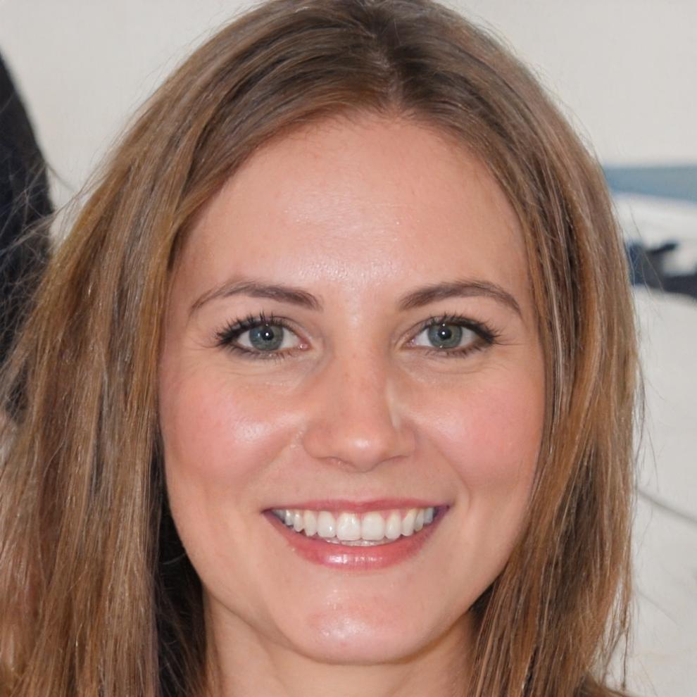 Maeve Thornbury, Senior Financial Analyst